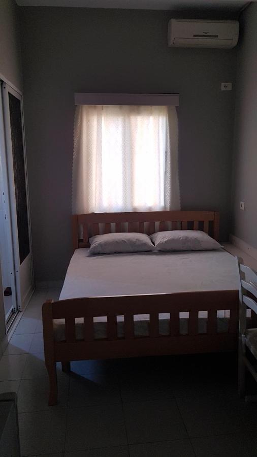 Aralis Rooms Sarande Exterior photo