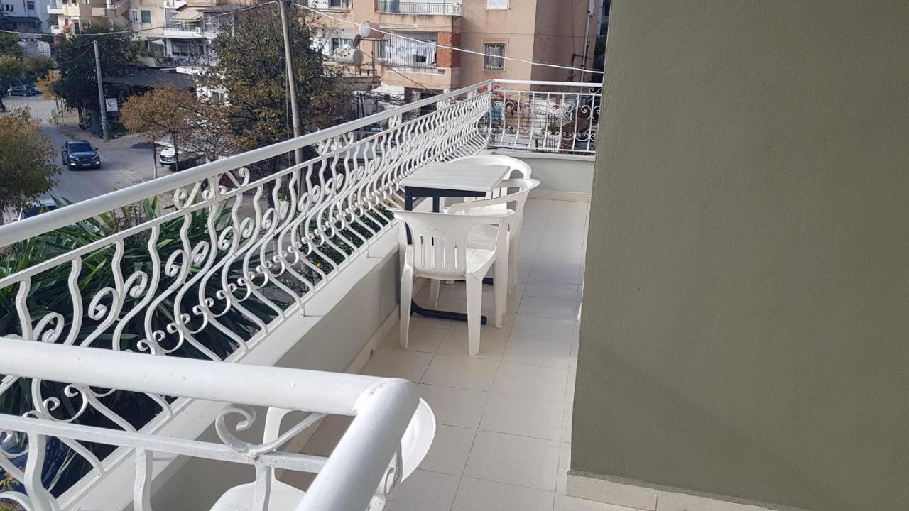 Aralis Rooms Sarande Exterior photo
