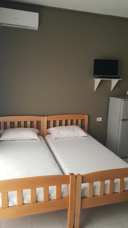 Aralis Rooms Sarande Exterior photo
