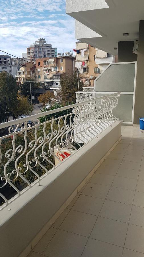 Aralis Rooms Sarande Exterior photo